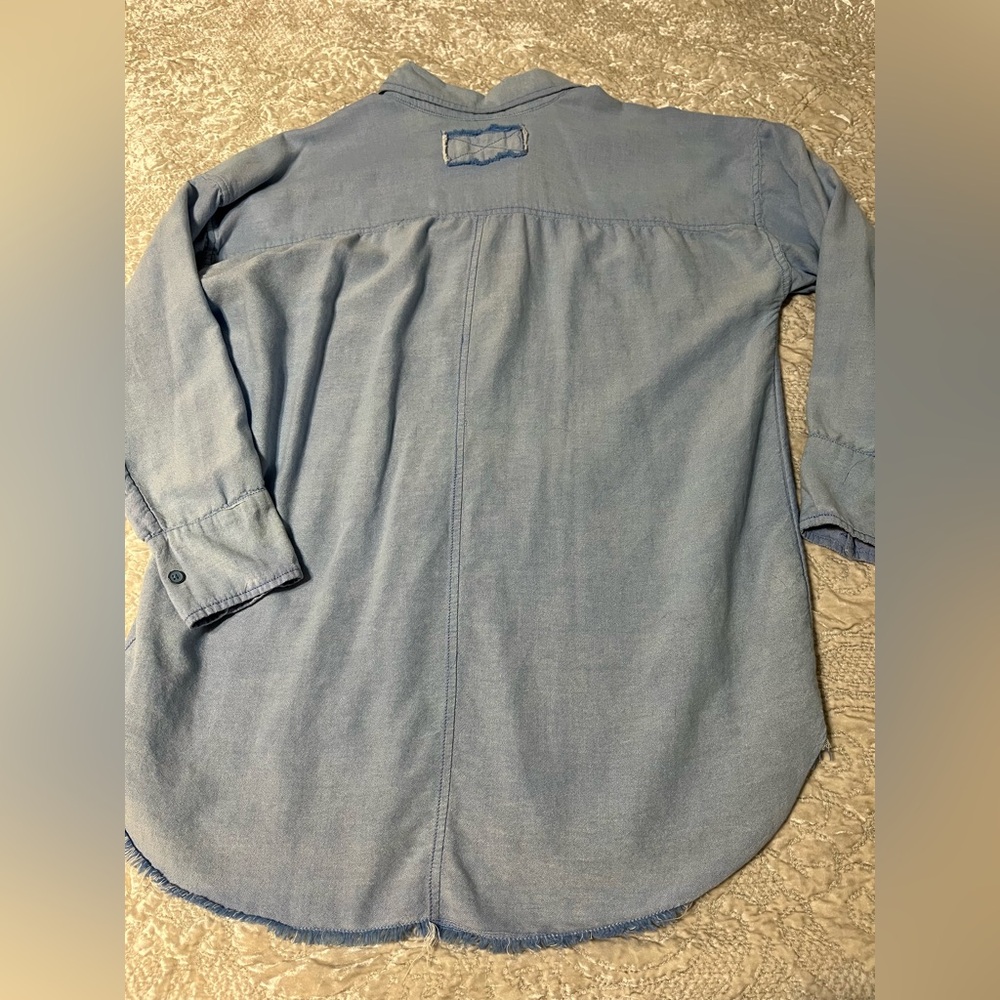 We The Free Chambray Button-Front Chambray Shirt in Light Blue-Medium - Picture 6 of 6